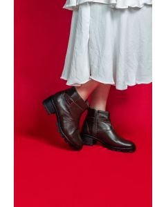 Bota Marrom Fivela Couro